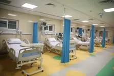 از مُسکن‌های موقت تا راهکار‌های گره گشا در توزیع عادلانه پزشک در همه مناطق کشور