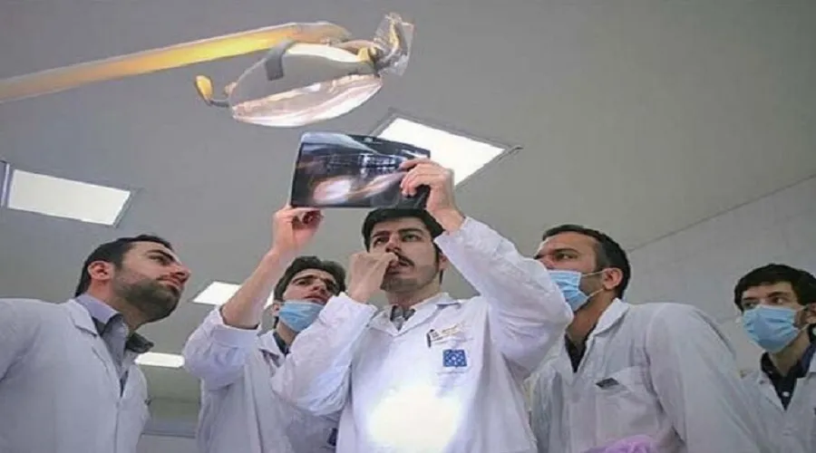 به شدت نگران افت کیفیت آموزش پزشکی هستم/ مسئولان این نگرانی را جدی بگیرند