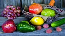برای داشتن استخوان‌های قوی این ماده را به یک لیوان آب اضافه کنید