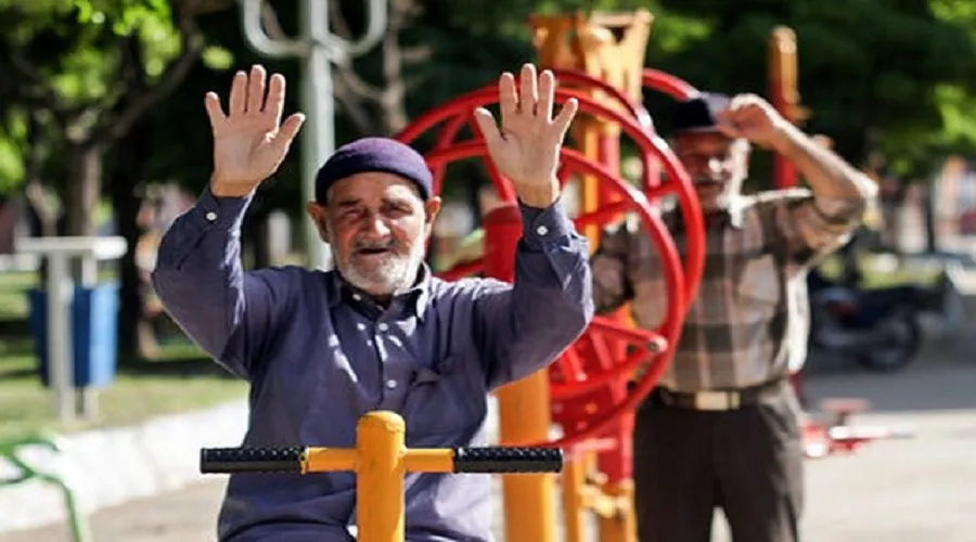 راهکار‌های طب ایرانی برای بهبود کیفیت زندگی سالمندان