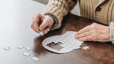 الکل روند پیشروی آلزایمر را تسریع می کند