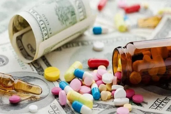 افزایش قیمت داروها از جیب بیمار پرداخت نمی شود