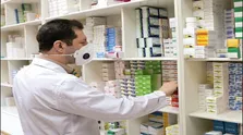 مشکل صنعت داروسازی در تأمین ارز و نقدینگی/ ماجرای قیمت گذاری دارو