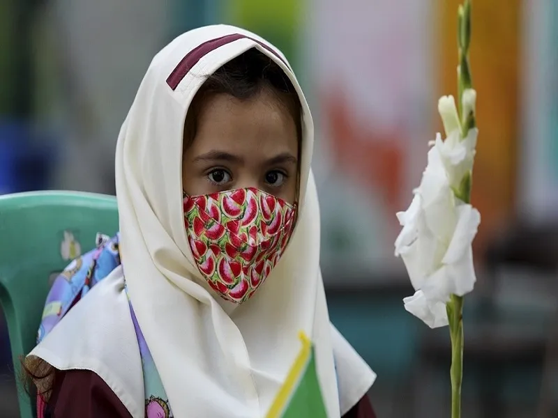 استفاده از ماسک در مدارس و مراکز آموزشی الزامی است