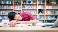 این نشانه‌ها در تپش قلب را جدی بگیرید