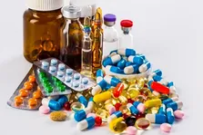 کدام نسخ دارویی با ارز نیمایی محاسبه می شود/ماجرای داروهای سهمیه‌