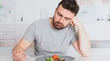 اهمیت صبحانه در سلامتی گوارش/ صبحانه احتمال ابتلا به یبوست را کاهش می‌دهد