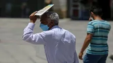 سالمندان در روزهای گرم تا حد امکان از منزل خارج نشوند