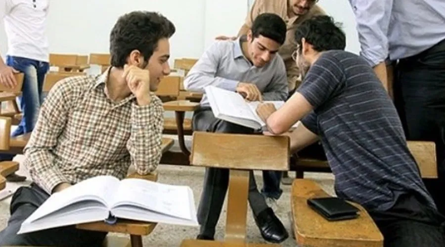 ٢٠ درصد دانشجویان به دلیل کرونا سنواتی شدند