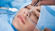 چرا بعد از مرطوب کننده جوش میزنیم؟