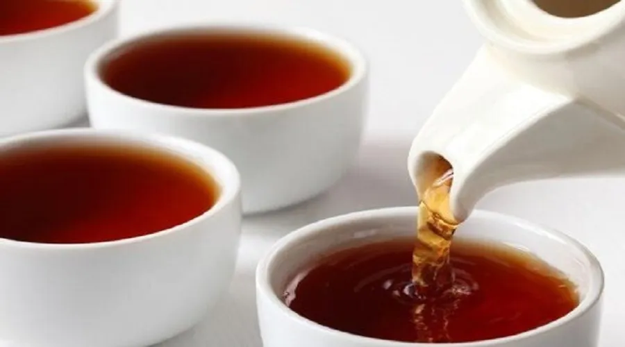 وعده سحری چی بخوریم/ چای پُررنگ نخورید