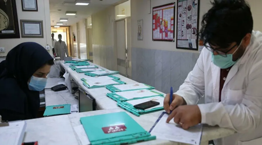 برنامه‌ریزی جهت تعیین کمک هزینه مستمر برای دستیاران پزشکی