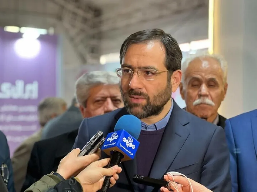 فروش دارو از طریق پلتفروم های بدون مجوز غیرقانونی است