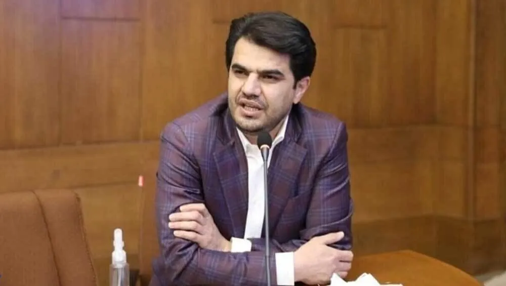 دندانپزشک شیروانی رئیس فدراسیون گلف باقی ماند