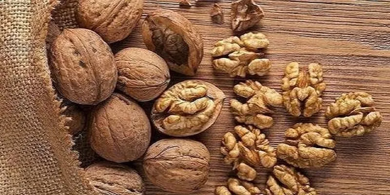 با مصرف این ماده غذایی شاد شوید