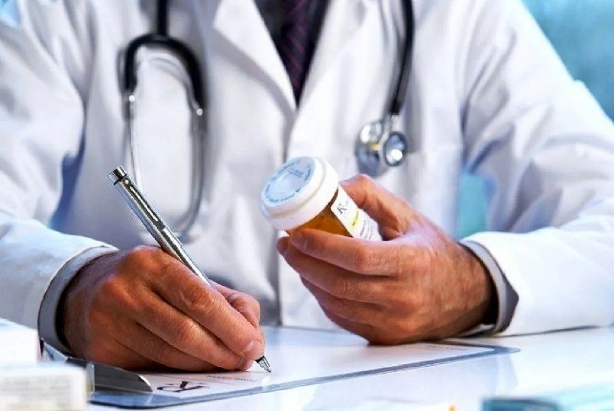 اصلاح تعرفه‌های خدمات پزشکی؛ راهکار برای عبور از بحران بی‌انگیزگی در نظام سلامت