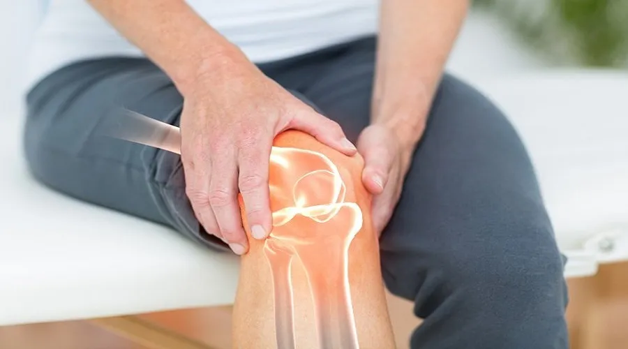 چرا با افزایش سن، وضعیت سلامت استخوان‌ها بدتر می‌شود؟