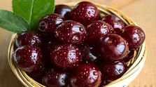 پوست سیب را به این علت دور نریزید