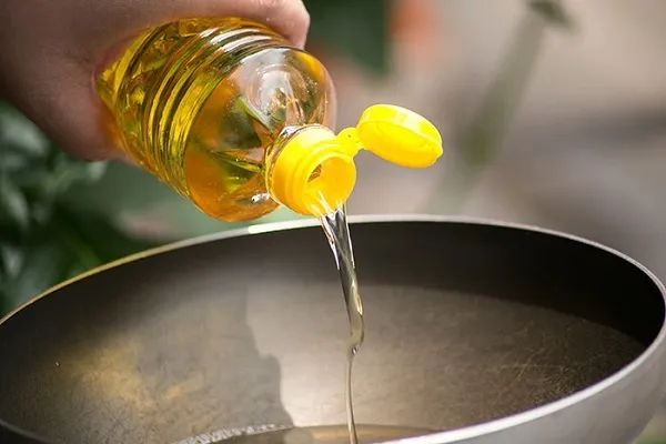 میزان متعادل مصرف روزانه روغن برای بدن چقدر است؟
