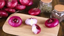 عوارض خطرناکی که آب خوردن زیاد دارد