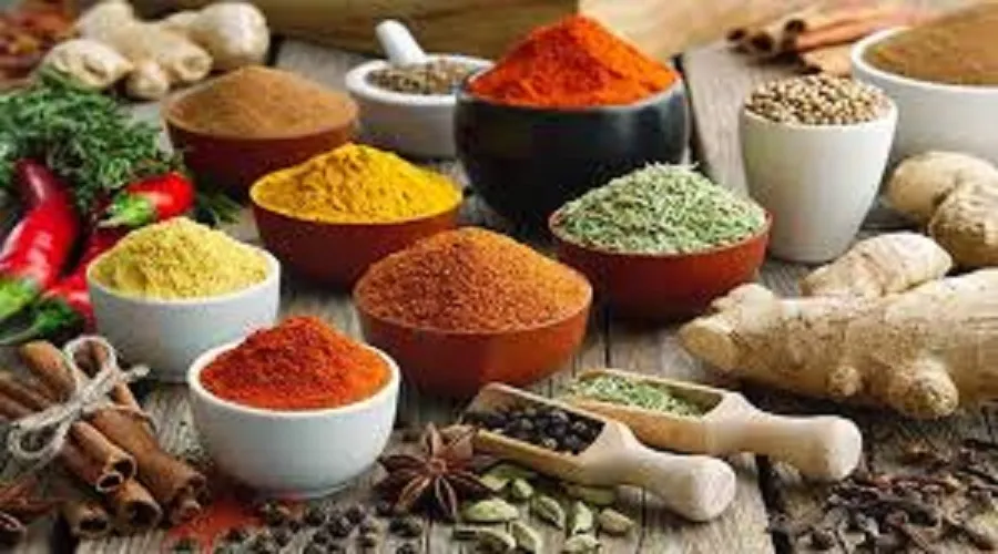 عوارض خطرناک مصرف بیش از زعفران و زردچوبه
