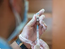 موج جدید اومیکرون مرگبارتر است/ تا دیر نشده واکسن بزنید