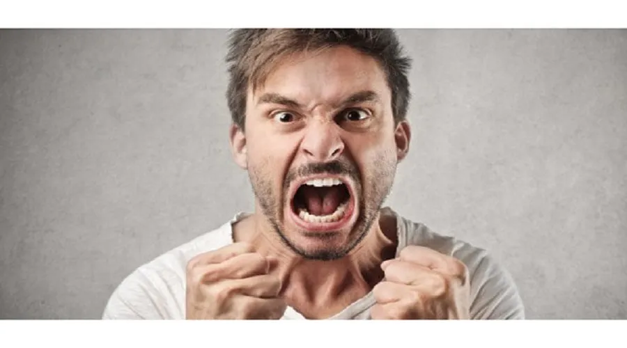 اگر آدم عصبی هستید بخوانید