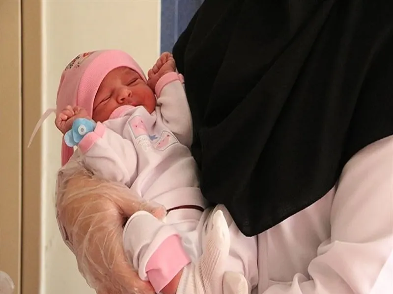 شاهد کمبود ۲۵ هزار ماما خواهیم بود