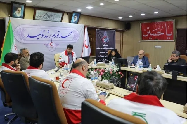 تشکیل جلسه ستاد عملیات بهداشتی - درمانی اربعین ۱۴۰۲ در هلال‌احمر