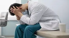 جوانان ۱۵ تا ۲۹ ساله در معرض خطر بالای خودکشی در جهان/ ضرورت انگ‌زدایی از اختلالات روان