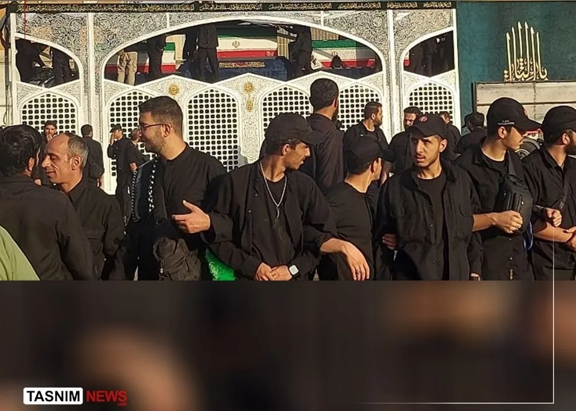 خودروی حامل پیکر مطهر امام شهید آماده ورود به مسیر تشییع