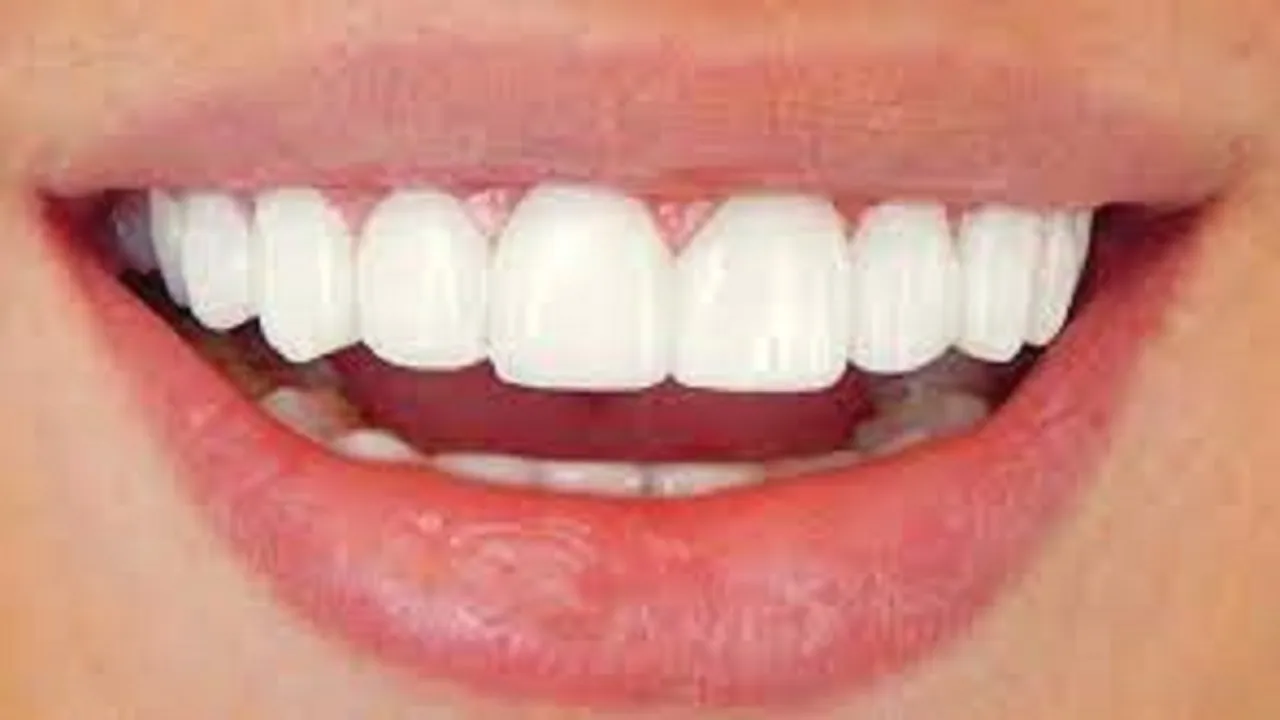 رنگ دندان‌ها درباره سلامت‌تان چه می‌گویند؟