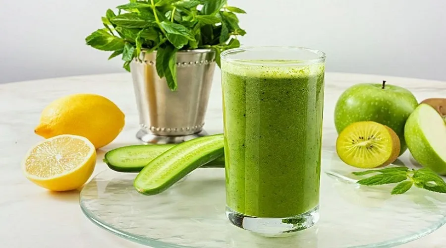 بهترین نوشیدنی ها برای آب کردن شکم