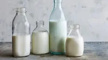 بهترین راه برای تشخیص فاسد شدن شیر