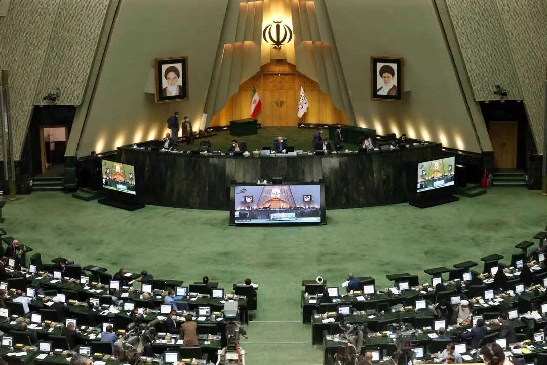 پشت پرده استیضاح وزیر بهداشت، درمان و آموزش پزشکی