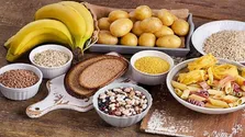 این ماده غذایی در مراقبت از پوست و چشم شما معجزه می‌کند