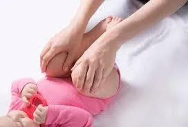 علائم در‌رفتگی لگن در کودکان + فیلم