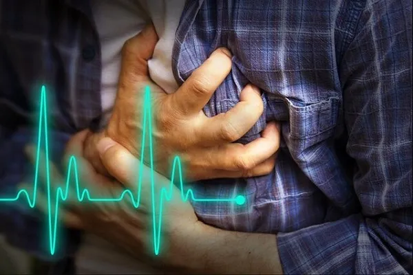 علائم حمله قلبی چیست؟
