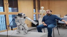 ربات جدیدی که بیماران سرطانی را جراحی می‌کند
