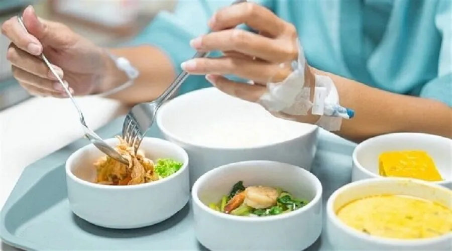 در طول دوره شیمی درمانی چه غذا‌هایی بخوریم؟