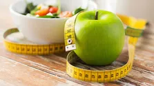 کاهش وزن بدون کمک متخصص چه مضراتی دارد؟