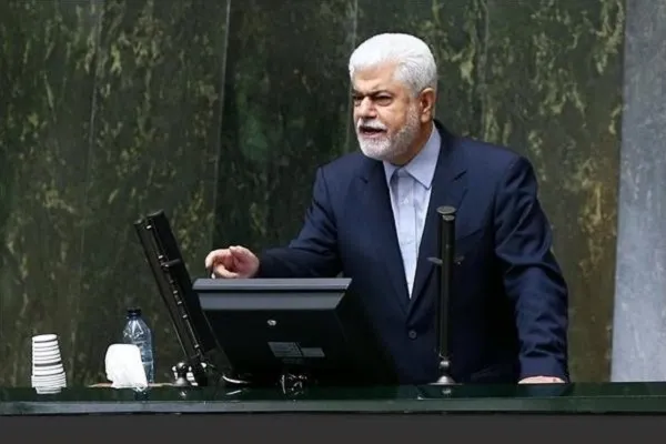 شهریاری: بعد از ۴۳ سال در تامین بسیاری از داروهای معمولی مشکل داریم
