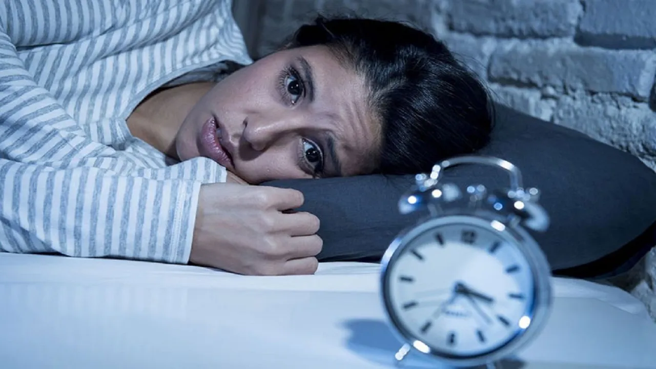عوارض کم‌خوابی؛ از اشتهای کاذب تا اسپاسم چشم
