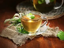 ۱۰ فایده شگفت انگیز چای رزماری