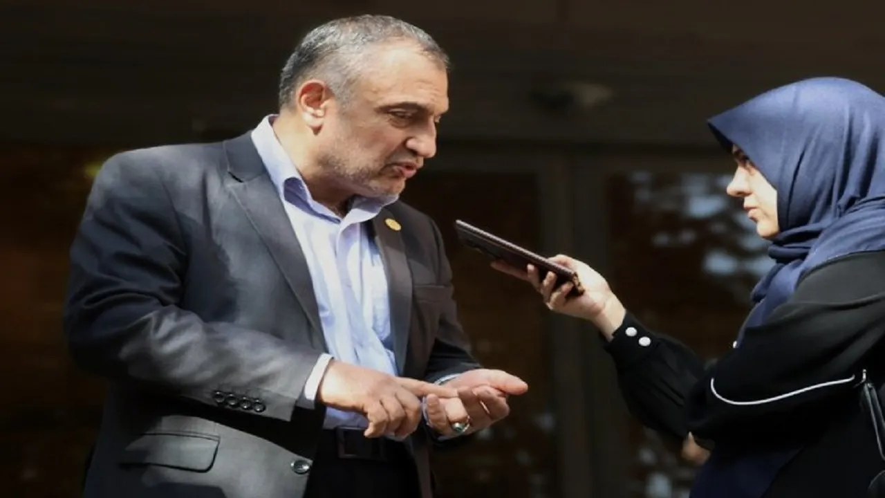 آخرین وضعیت مهاجرت اساتید دانشگاه شریف؛ حقوق ۲۴ میلیونی استادیار!