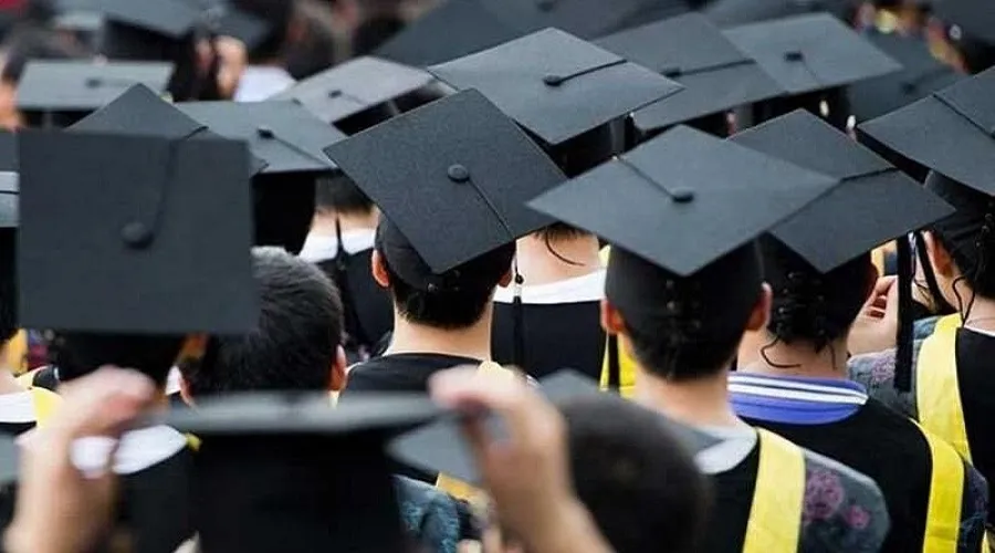 فرایند جذب نخبگان کاهش یافت/ حل مشکل جذب ۱۶۰ نخبه