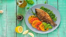 رژیم غذایی کتوژنیک کم کالری به کاهش آکنه کمک می کند