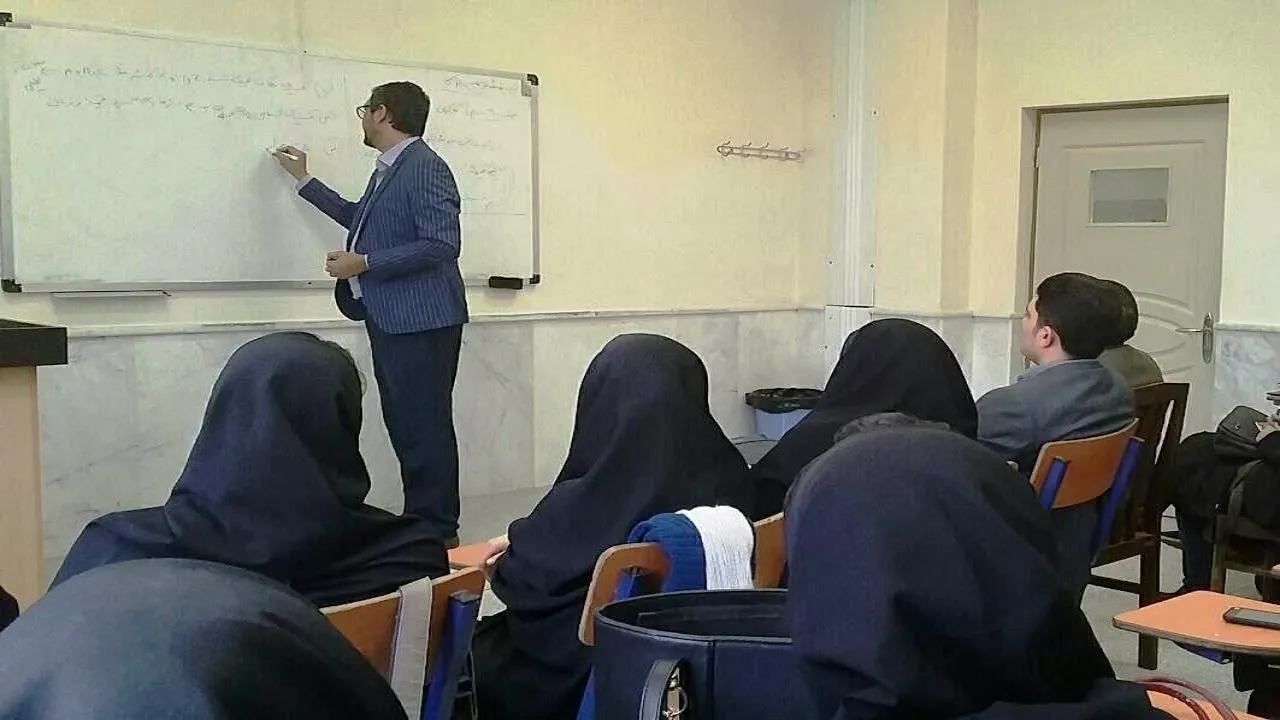 مجوز جدیدی برای ایجاد دانشگاه صادر نمی شود؛ افزودن ۱۵ واحد اشتغال زایی