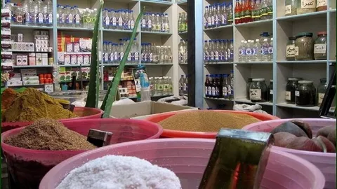 عطاری‌ها حق ورود به درمان و فروش دارو‌های ترکیبی را ندارند
