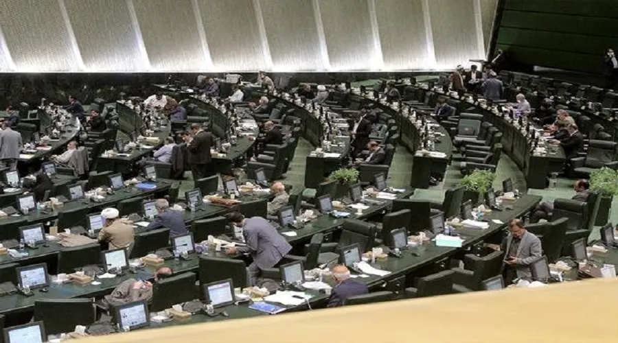 مدت تعهد مشمولان رشته‌های تخصصی پزشکی تغییر کرد
